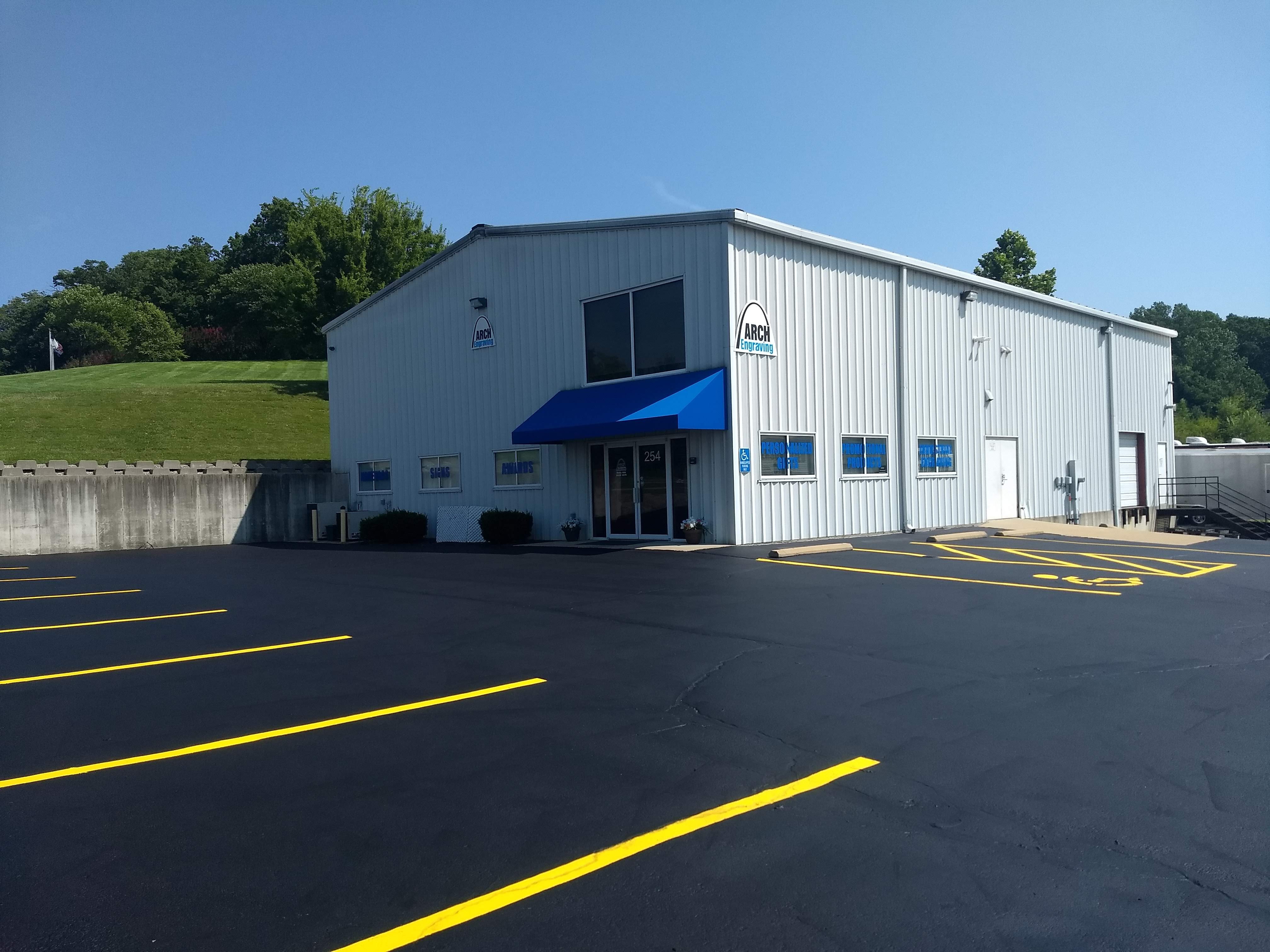 About Us Arch Engraving Awards Recognition Personalized Gifts