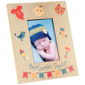 UN4590  4" x 6" Matte Maple Frame with Easel and Glass